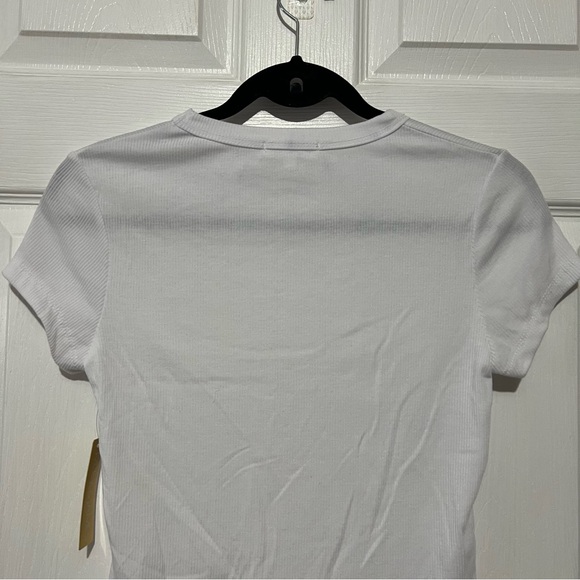 💗 *NEW* Riley &‎ James - Basic White Tee - Picture 7 of 8